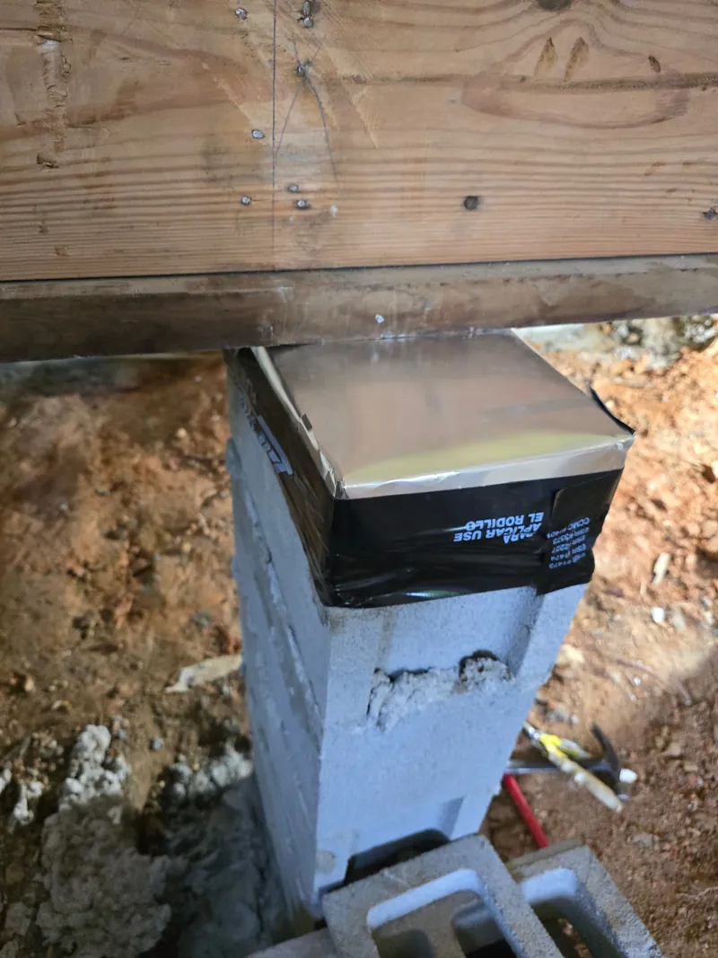 Foundation pier detail